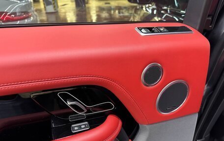 Land Rover Range Rover IV рестайлинг, 2021 год, 11 950 000 рублей, 18 фотография