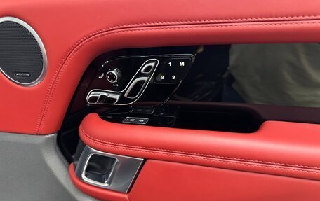 Land Rover Range Rover IV рестайлинг, 2021 год, 11 950 000 рублей, 15 фотография