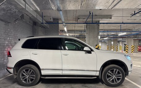 Volkswagen Touareg III, 2018 год, 4 000 000 рублей, 3 фотография
