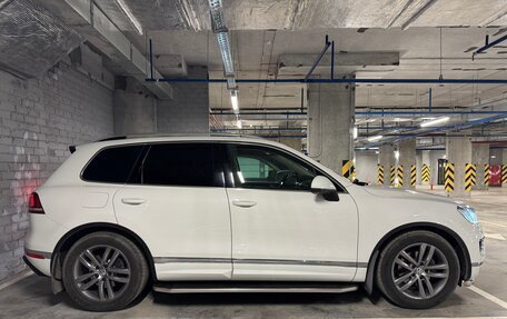 Volkswagen Touareg III, 2018 год, 4 000 000 рублей, 2 фотография