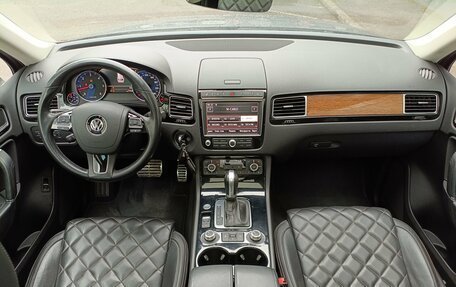 Volkswagen Touareg III, 2017 год, 3 599 000 рублей, 13 фотография