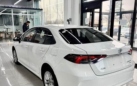 Toyota Corolla, 2022 год, 2 049 000 рублей, 4 фотография