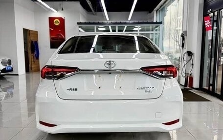 Toyota Corolla, 2022 год, 2 049 000 рублей, 5 фотография