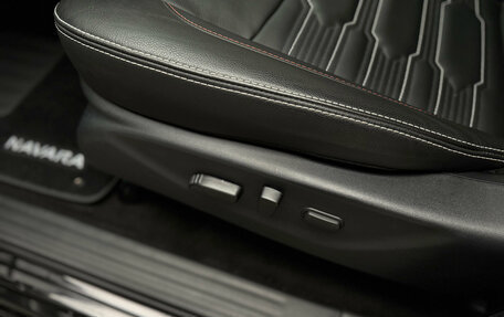 Nissan Navara (Frontier), 2024 год, 5 000 000 рублей, 17 фотография