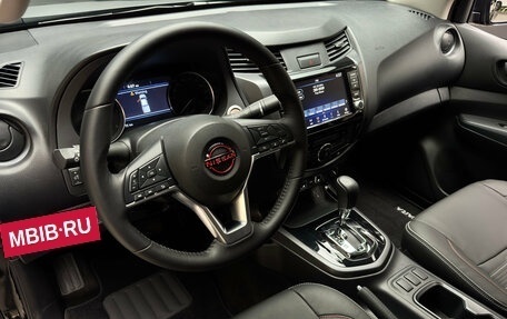 Nissan Navara (Frontier), 2024 год, 5 000 000 рублей, 10 фотография