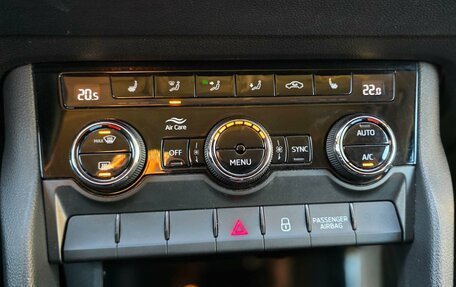 Skoda Karoq I, 2021 год, 2 320 000 рублей, 14 фотография