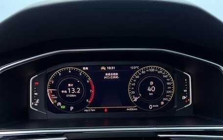 Volkswagen Tiguan II, 2022 год, 2 731 000 рублей, 13 фотография