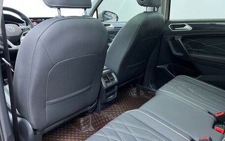 Volkswagen Tiguan II, 2022 год, 2 731 000 рублей, 18 фотография