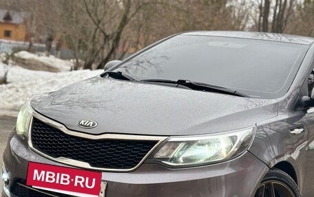KIA Rio III рестайлинг, 2015 год, 830 000 рублей, 3 фотография