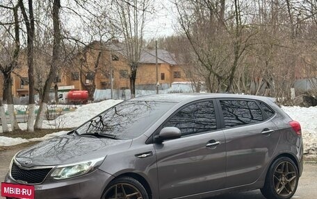 KIA Rio III рестайлинг, 2015 год, 830 000 рублей, 2 фотография