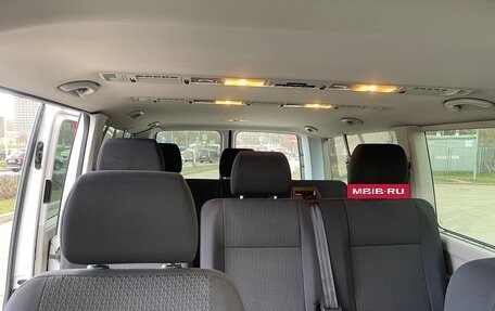 Volkswagen Caravelle T6 рестайлинг, 2019 год, 3 570 000 рублей, 13 фотография