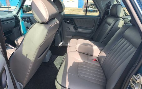 ГАЗ 31105 «Волга», 2004 год, 700 000 рублей, 22 фотография