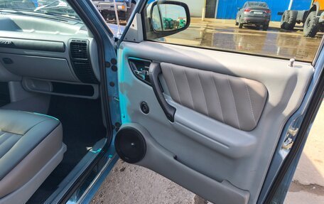 ГАЗ 31105 «Волга», 2004 год, 700 000 рублей, 28 фотография