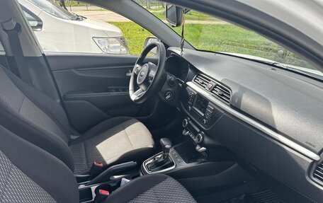 KIA Rio IV, 2018 год, 1 670 000 рублей, 11 фотография