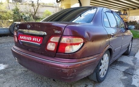 Nissan Bluebird Sylphy II, 2001 год, 230 000 рублей, 2 фотография