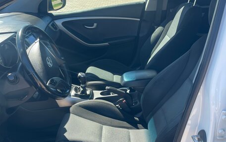 Hyundai i30 II рестайлинг, 2012 год, 1 080 000 рублей, 5 фотография