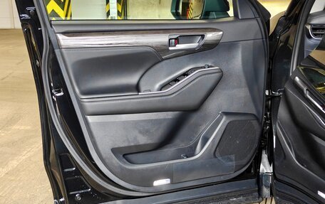 Toyota Highlander, 2025 год, 5 490 000 рублей, 10 фотография