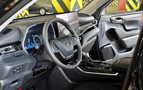 Toyota Highlander, 2025 год, 5 490 000 рублей, 9 фотография