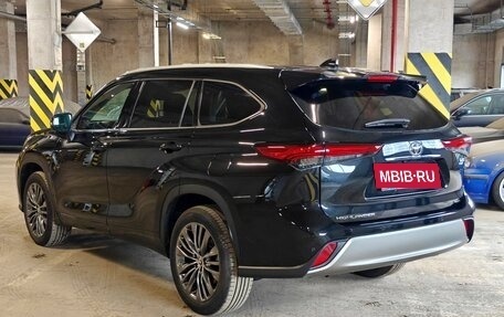 Toyota Highlander, 2025 год, 5 490 000 рублей, 6 фотография