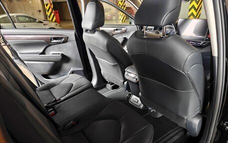 Toyota Highlander, 2025 год, 5 490 000 рублей, 14 фотография