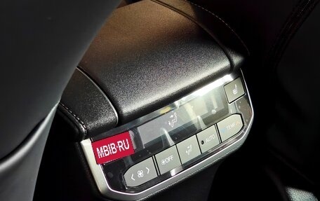 Toyota Highlander, 2025 год, 5 490 000 рублей, 26 фотография