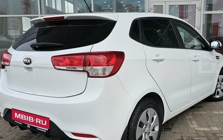 KIA Rio III рестайлинг, 2016 год, 1 099 000 рублей, 2 фотография