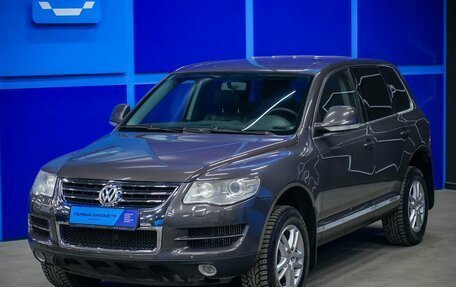 Volkswagen Touareg III, 2007 год, 1 070 000 рублей, 2 фотография