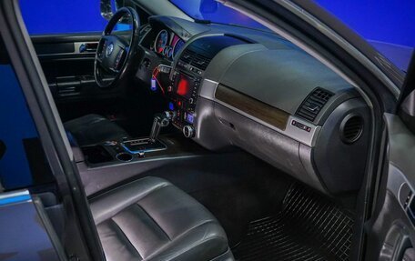 Volkswagen Touareg III, 2007 год, 1 070 000 рублей, 12 фотография