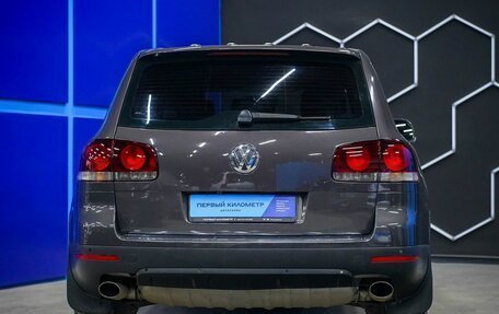 Volkswagen Touareg III, 2007 год, 1 070 000 рублей, 8 фотография