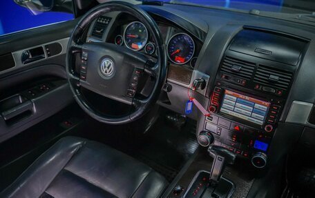 Volkswagen Touareg III, 2007 год, 1 070 000 рублей, 28 фотография