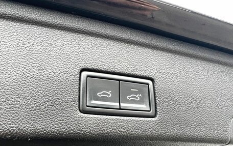 Volkswagen Touareg III, 2018 год, 3 989 000 рублей, 10 фотография