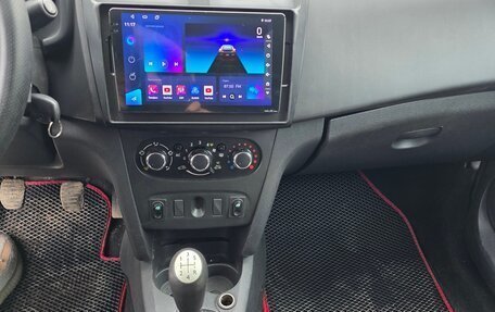 Renault Logan II, 2014 год, 450 000 рублей, 5 фотография