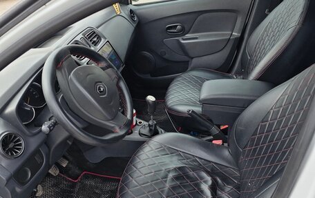 Renault Logan II, 2014 год, 450 000 рублей, 7 фотография