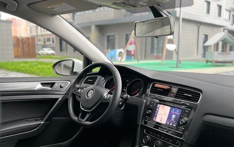 Volkswagen Golf VII, 2020 год, 1 880 000 рублей, 14 фотография