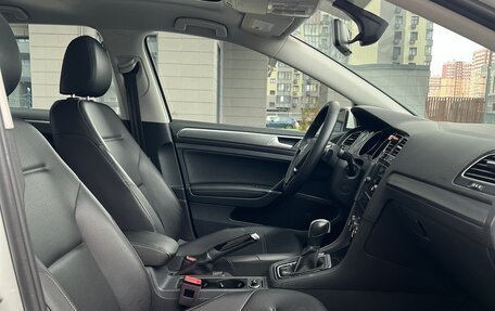 Volkswagen Golf VII, 2020 год, 1 880 000 рублей, 19 фотография