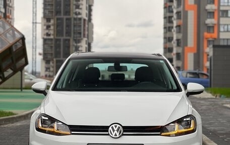 Volkswagen Golf VII, 2020 год, 1 880 000 рублей, 8 фотография