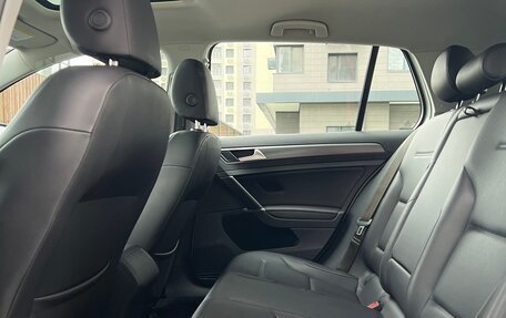 Volkswagen Golf VII, 2020 год, 1 880 000 рублей, 22 фотография