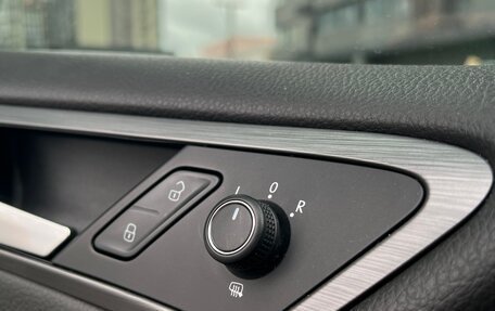 Volkswagen Golf VII, 2020 год, 1 880 000 рублей, 26 фотография