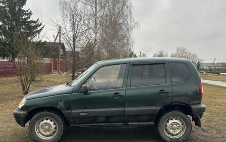 Chevrolet Niva I рестайлинг, 2004 год, 230 000 рублей, 2 фотография
