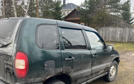 Chevrolet Niva I рестайлинг, 2004 год, 230 000 рублей, 4 фотография