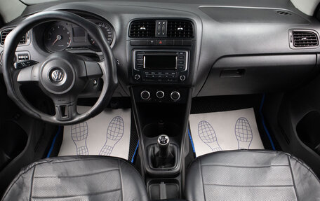 Volkswagen Polo VI (EU Market), 2010 год, 489 000 рублей, 5 фотография