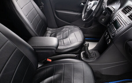 Volkswagen Polo VI (EU Market), 2010 год, 489 000 рублей, 10 фотография