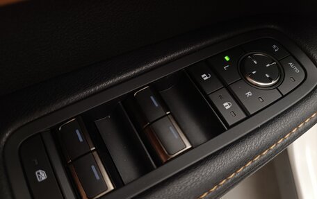 Lexus RX IV рестайлинг, 2025 год, 8 100 000 рублей, 13 фотография