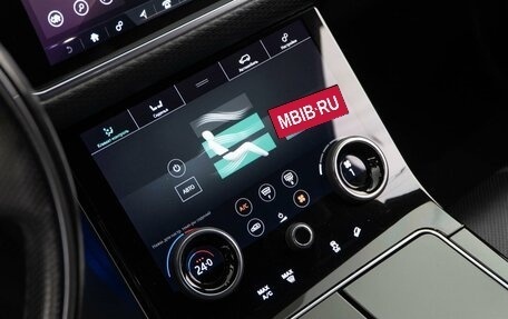 Land Rover Range Rover Velar I, 2018 год, 3 698 999 рублей, 15 фотография