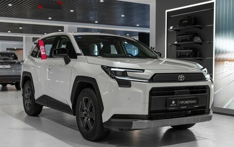 Toyota RAV4, 2025 год, 4 800 000 рублей, 2 фотография