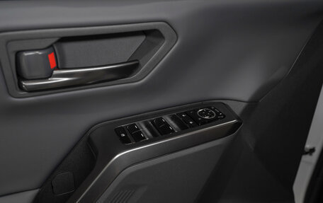 Toyota RAV4, 2025 год, 4 800 000 рублей, 21 фотография