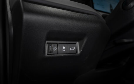 Toyota RAV4, 2025 год, 4 800 000 рублей, 23 фотография