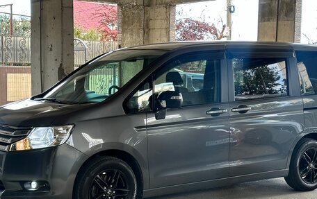 Honda Stepwgn IV, 2012 год, 1 349 000 рублей, 1 фотография