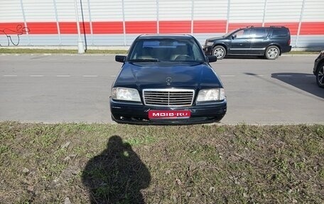 Mercedes-Benz C-Класс, 1993 год, 250 000 рублей, 1 фотография