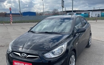 Hyundai Solaris II рестайлинг, 2014 год, 830 000 рублей, 1 фотография